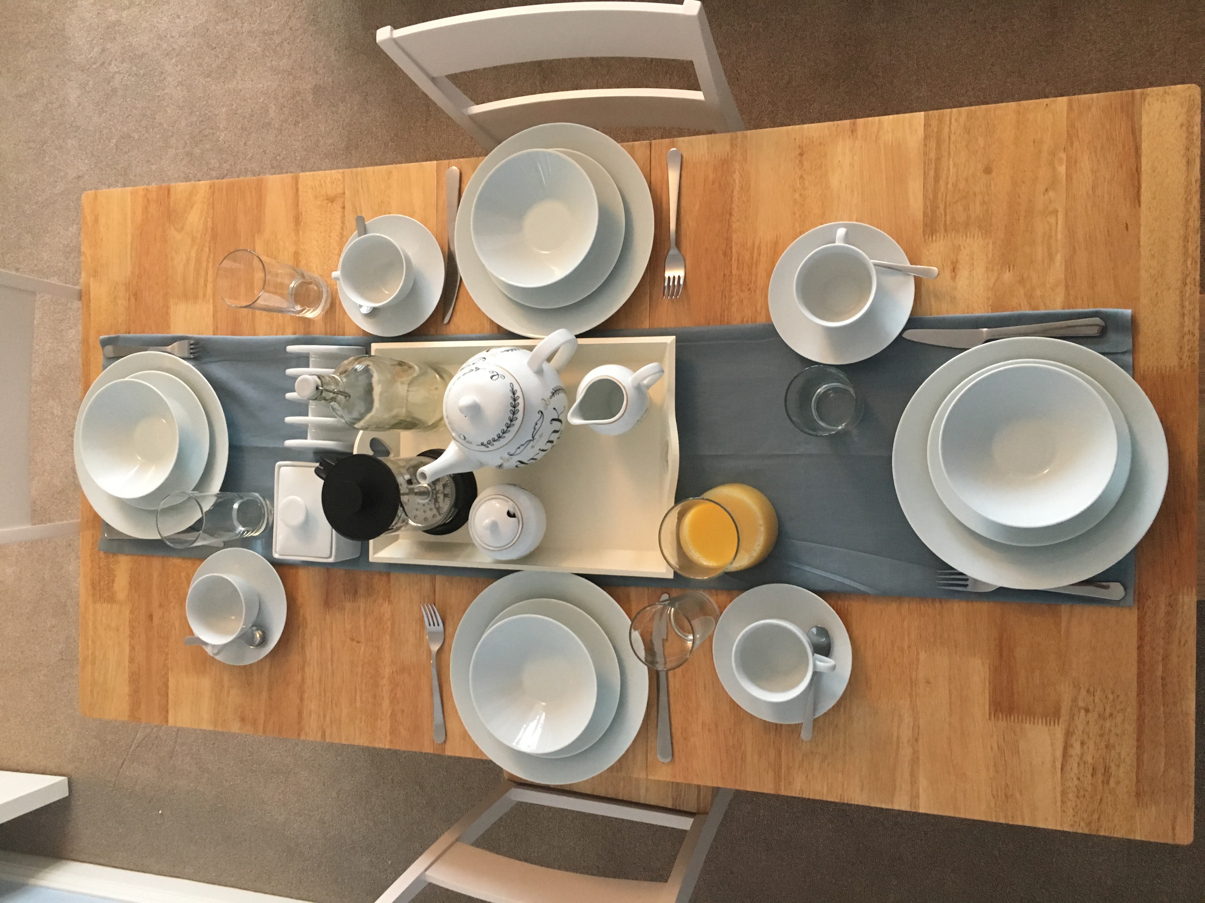 System.Collections.Generic.List`1[BluePillow.Application.SearchEngine.Dto.PhotoDto]?.ElementAt(0)?.Caption