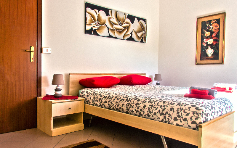 System.Collections.Generic.List`1[BluePillow.Application.SearchEngine.Dto.PhotoDto]?.ElementAt(3)?.Caption