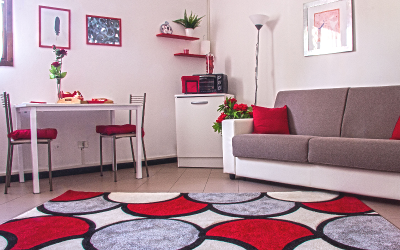 System.Collections.Generic.List`1[BluePillow.Application.SearchEngine.Dto.PhotoDto]?.ElementAt(0)?.Caption