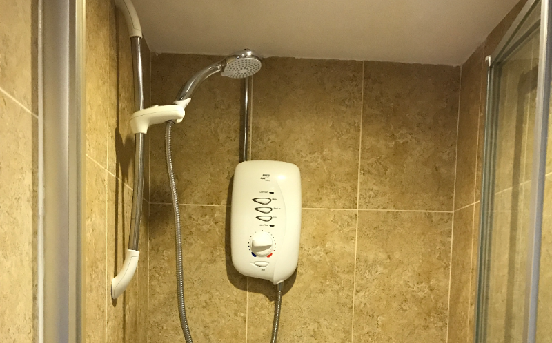 System.Collections.Generic.List`1[BluePillow.Application.SearchEngine.Dto.PhotoDto]?.ElementAt(3)?.Caption