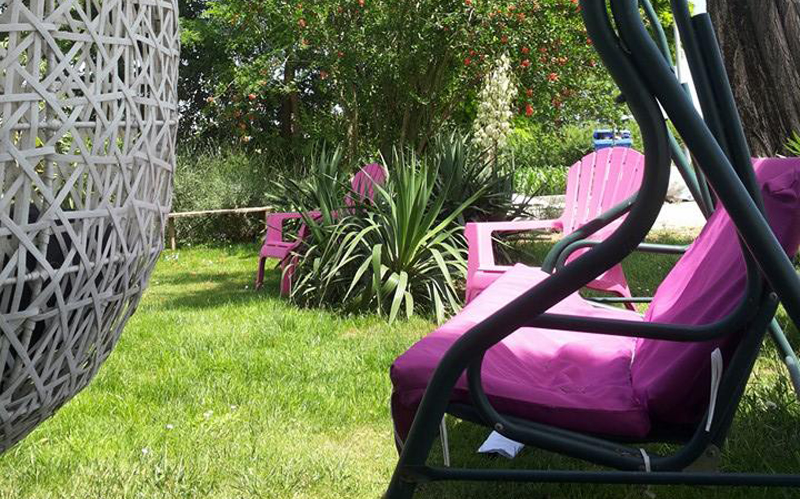 System.Collections.Generic.List`1[BluePillow.Application.SearchEngine.Dto.PhotoDto]?.ElementAt(2)?.Caption