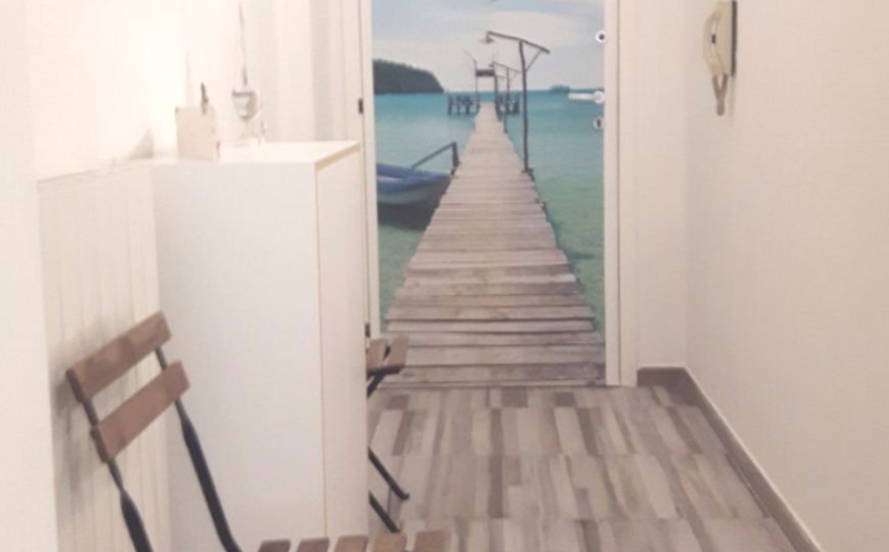 System.Collections.Generic.List`1[BluePillow.Application.SearchEngine.Dto.PhotoDto]?.ElementAt(3)?.Caption