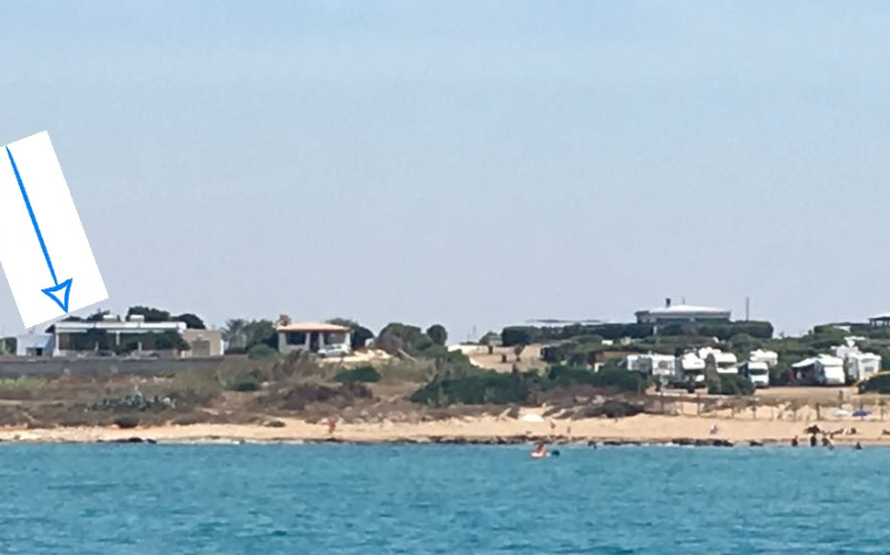 System.Collections.Generic.List`1[BluePillow.Application.SearchEngine.Dto.PhotoDto]?.ElementAt(0)?.Caption