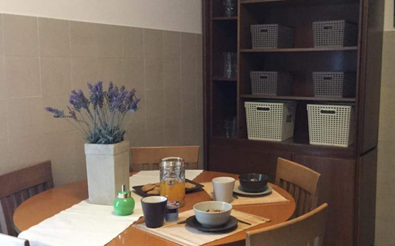 System.Collections.Generic.List`1[BluePillow.Application.SearchEngine.Dto.PhotoDto]?.ElementAt(2)?.Caption