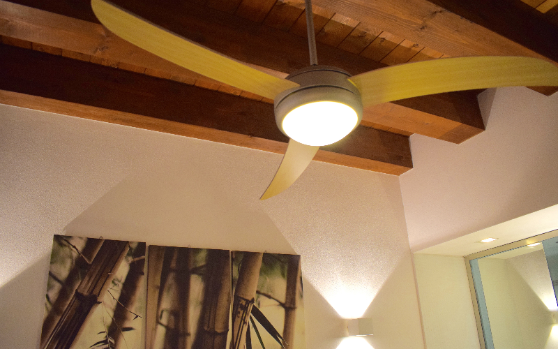 System.Collections.Generic.List`1[BluePillow.Application.SearchEngine.Dto.PhotoDto]?.ElementAt(3)?.Caption