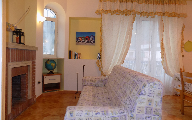 System.Collections.Generic.List`1[BluePillow.Application.SearchEngine.Dto.PhotoDto]?.ElementAt(3)?.Caption