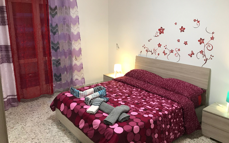 System.Collections.Generic.List`1[BluePillow.Application.SearchEngine.Dto.PhotoDto]?.ElementAt(1)?.Caption