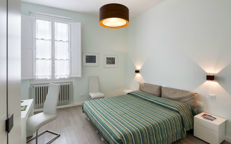 System.Collections.Generic.List`1[BluePillow.Application.SearchEngine.Dto.PhotoDto]?.ElementAt(0)?.Caption