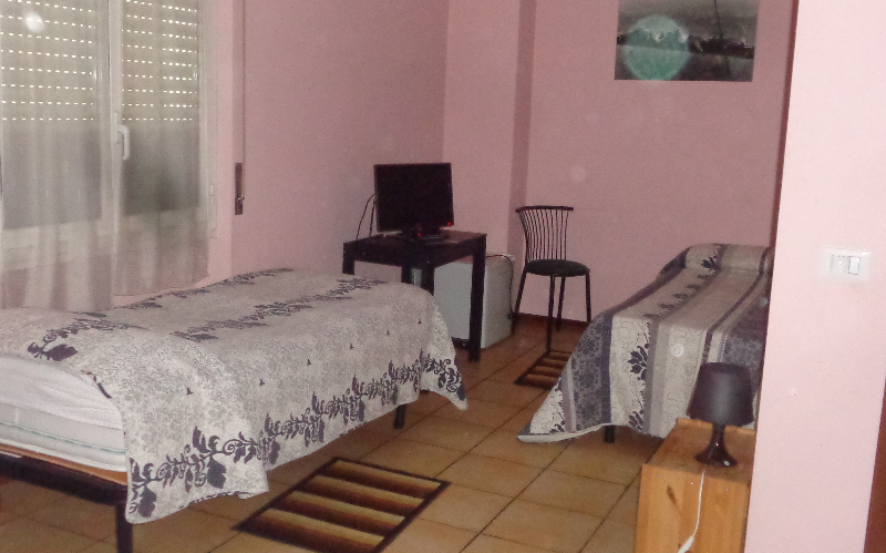 System.Collections.Generic.List`1[BluePillow.Application.SearchEngine.Dto.PhotoDto]?.ElementAt(1)?.Caption