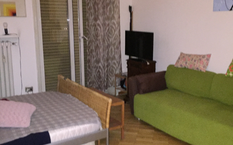 System.Collections.Generic.List`1[BluePillow.Application.SearchEngine.Dto.PhotoDto]?.ElementAt(0)?.Caption