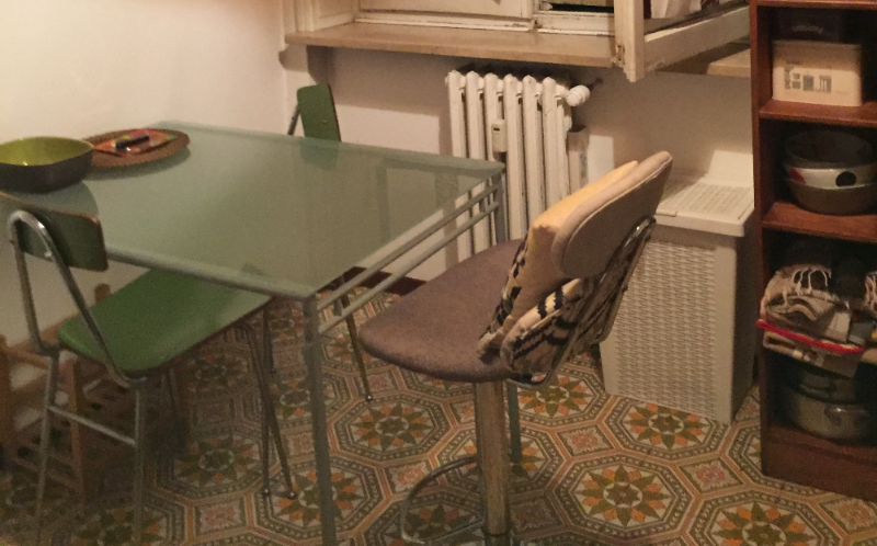 System.Collections.Generic.List`1[BluePillow.Application.SearchEngine.Dto.PhotoDto]?.ElementAt(2)?.Caption