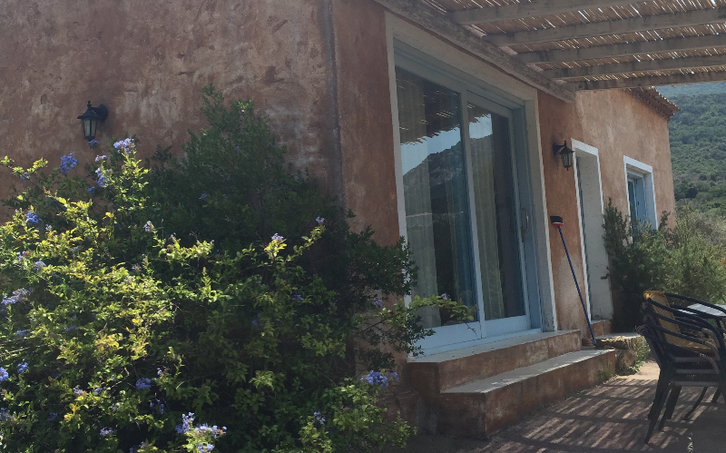 System.Collections.Generic.List`1[BluePillow.Application.SearchEngine.Dto.PhotoDto]?.ElementAt(3)?.Caption