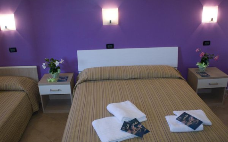 System.Collections.Generic.List`1[BluePillow.Application.SearchEngine.Dto.PhotoDto]?.ElementAt(3)?.Caption