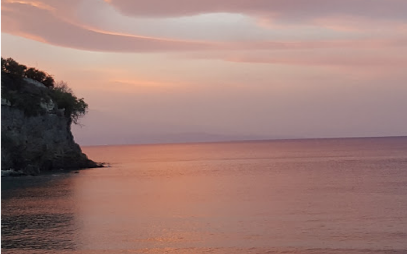 System.Collections.Generic.List`1[BluePillow.Application.SearchEngine.Dto.PhotoDto]?.ElementAt(1)?.Caption