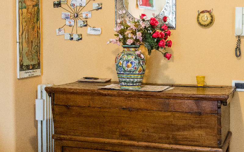 System.Collections.Generic.List`1[BluePillow.Application.SearchEngine.Dto.PhotoDto]?.ElementAt(1)?.Caption