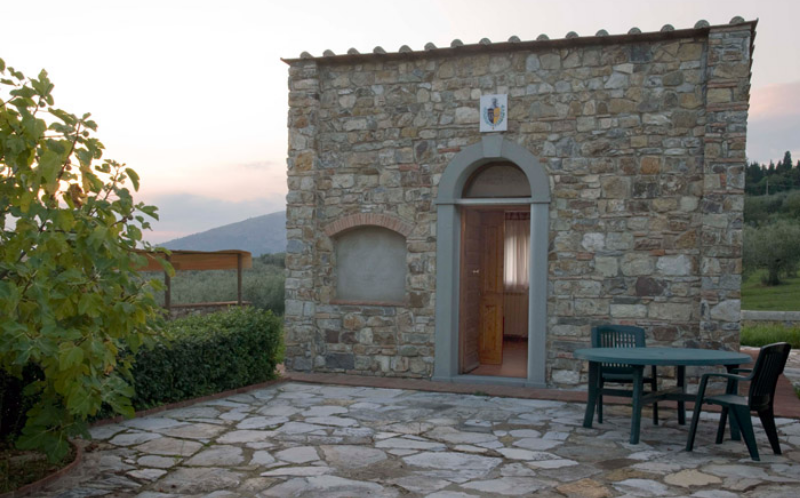 System.Collections.Generic.List`1[BluePillow.Application.SearchEngine.Dto.PhotoDto]?.ElementAt(0)?.Caption