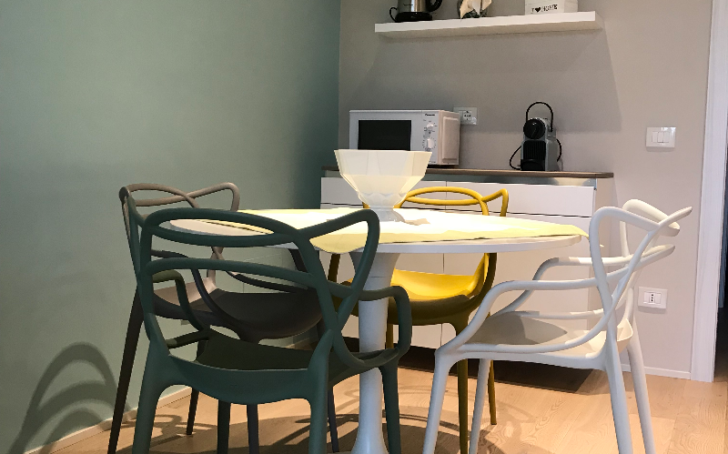 System.Collections.Generic.List`1[BluePillow.Application.SearchEngine.Dto.PhotoDto]?.ElementAt(2)?.Caption