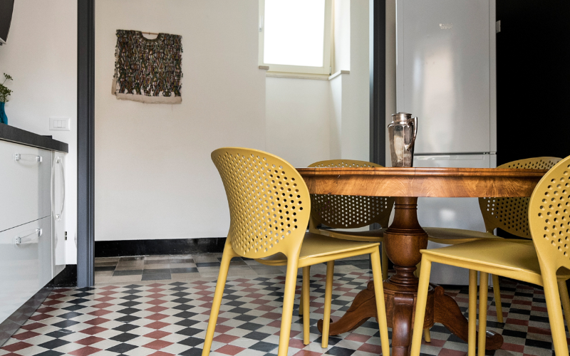 System.Collections.Generic.List`1[BluePillow.Application.SearchEngine.Dto.PhotoDto]?.ElementAt(2)?.Caption