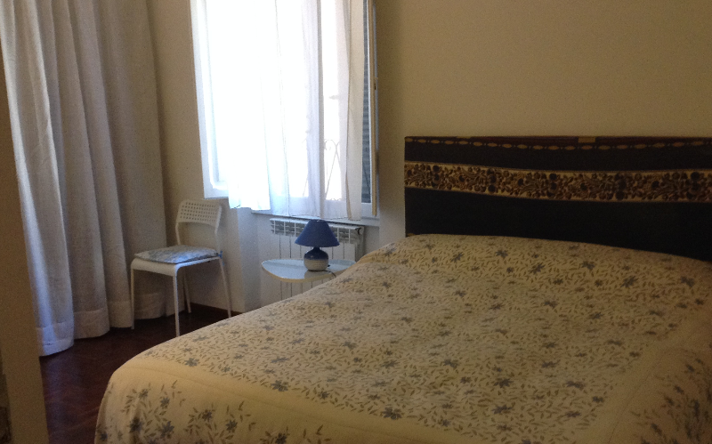 System.Collections.Generic.List`1[BluePillow.Application.SearchEngine.Dto.PhotoDto]?.ElementAt(0)?.Caption