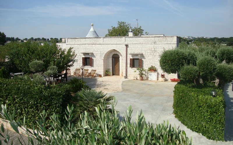 System.Collections.Generic.List`1[BluePillow.Application.SearchEngine.Dto.PhotoDto]?.ElementAt(3)?.Caption