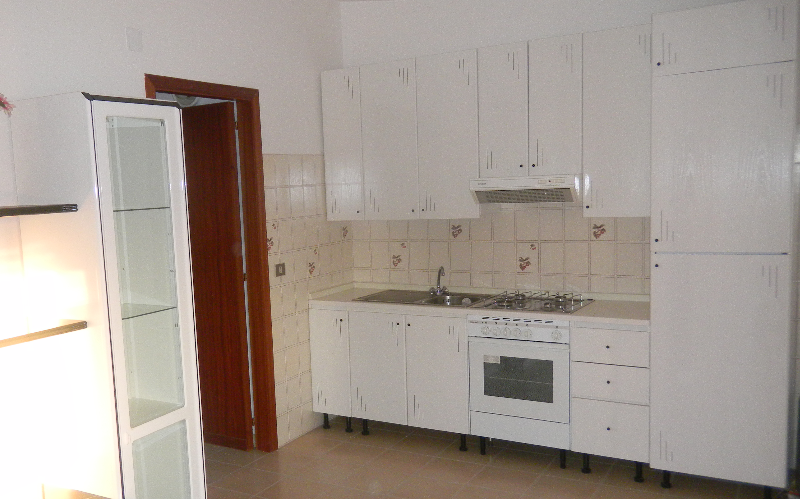 System.Collections.Generic.List`1[BluePillow.Application.SearchEngine.Dto.PhotoDto]?.ElementAt(2)?.Caption