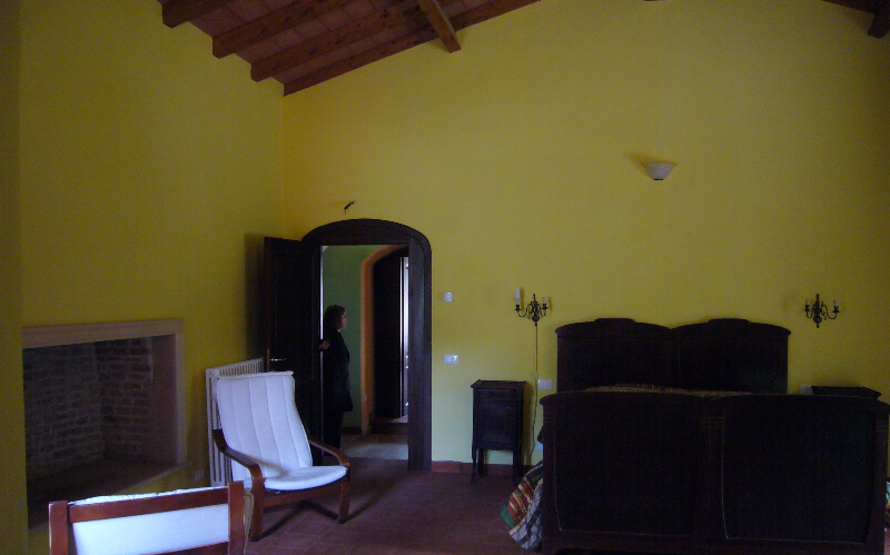 System.Collections.Generic.List`1[BluePillow.Application.SearchEngine.Dto.PhotoDto]?.ElementAt(3)?.Caption