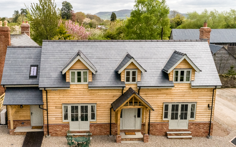 System.Collections.Generic.List`1[BluePillow.Application.SearchEngine.Dto.PhotoDto]?.ElementAt(0)?.Caption