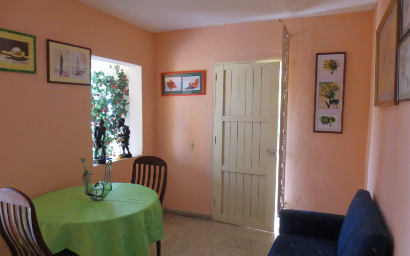 System.Collections.Generic.List`1[BluePillow.Application.SearchEngine.Dto.PhotoDto]?.ElementAt(3)?.Caption