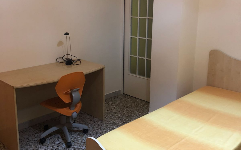 System.Collections.Generic.List`1[BluePillow.Application.SearchEngine.Dto.PhotoDto]?.ElementAt(1)?.Caption