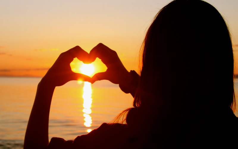 System.Collections.Generic.List`1[BluePillow.Application.SearchEngine.Dto.PhotoDto]?.ElementAt(0)?.Caption