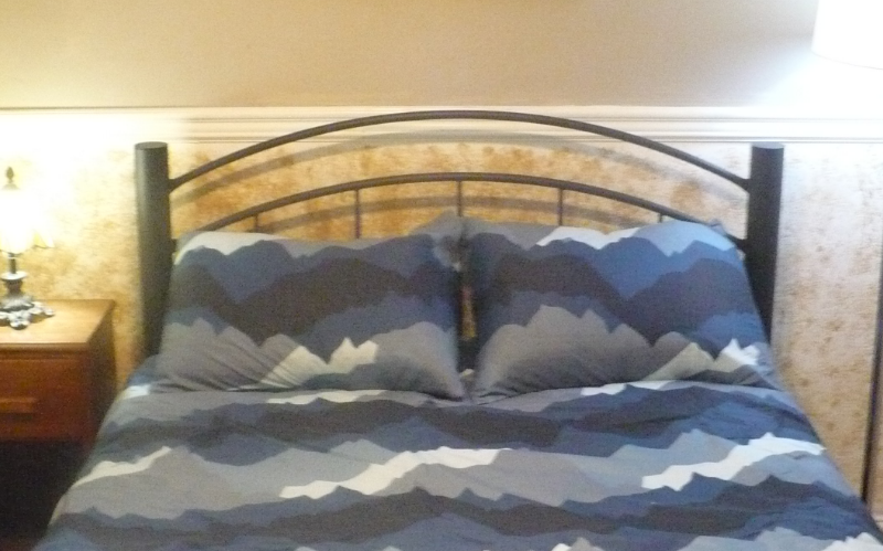 System.Collections.Generic.List`1[BluePillow.Application.SearchEngine.Dto.PhotoDto]?.ElementAt(1)?.Caption