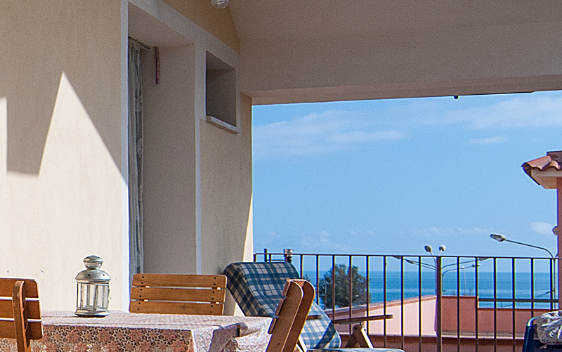 System.Collections.Generic.List`1[BluePillow.Application.SearchEngine.Dto.PhotoDto]?.ElementAt(2)?.Caption