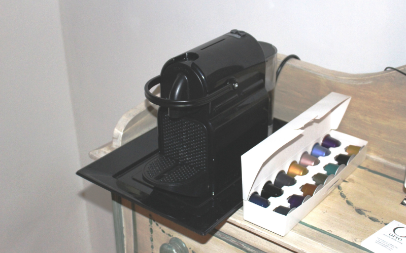 System.Collections.Generic.List`1[BluePillow.Application.SearchEngine.Dto.PhotoDto]?.ElementAt(2)?.Caption