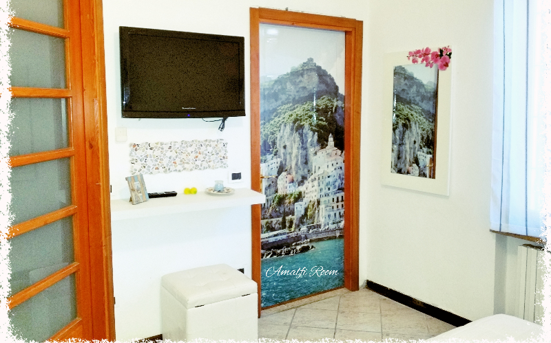 System.Collections.Generic.List`1[BluePillow.Application.SearchEngine.Dto.PhotoDto]?.ElementAt(0)?.Caption