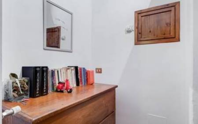 System.Collections.Generic.List`1[BluePillow.Application.SearchEngine.Dto.PhotoDto]?.ElementAt(1)?.Caption