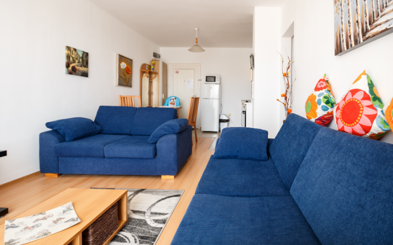 System.Collections.Generic.List`1[BluePillow.Application.SearchEngine.Dto.PhotoDto]?.ElementAt(2)?.Caption