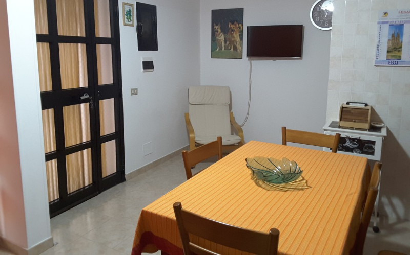 System.Collections.Generic.List`1[BluePillow.Application.SearchEngine.Dto.PhotoDto]?.ElementAt(3)?.Caption