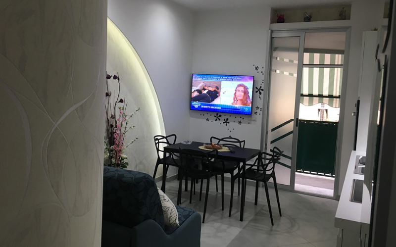 System.Collections.Generic.List`1[BluePillow.Application.SearchEngine.Dto.PhotoDto]?.ElementAt(3)?.Caption