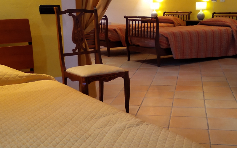 System.Collections.Generic.List`1[BluePillow.Application.SearchEngine.Dto.PhotoDto]?.ElementAt(3)?.Caption