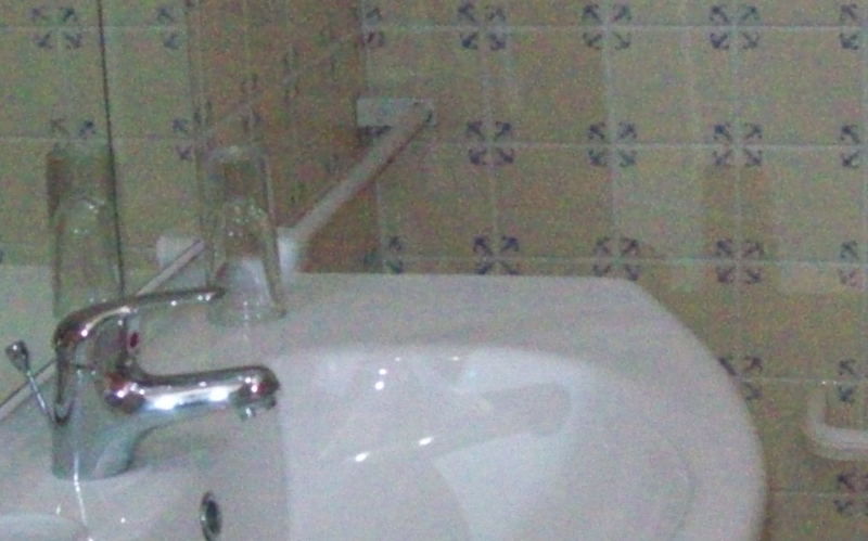 System.Collections.Generic.List`1[BluePillow.Application.SearchEngine.Dto.PhotoDto]?.ElementAt(3)?.Caption