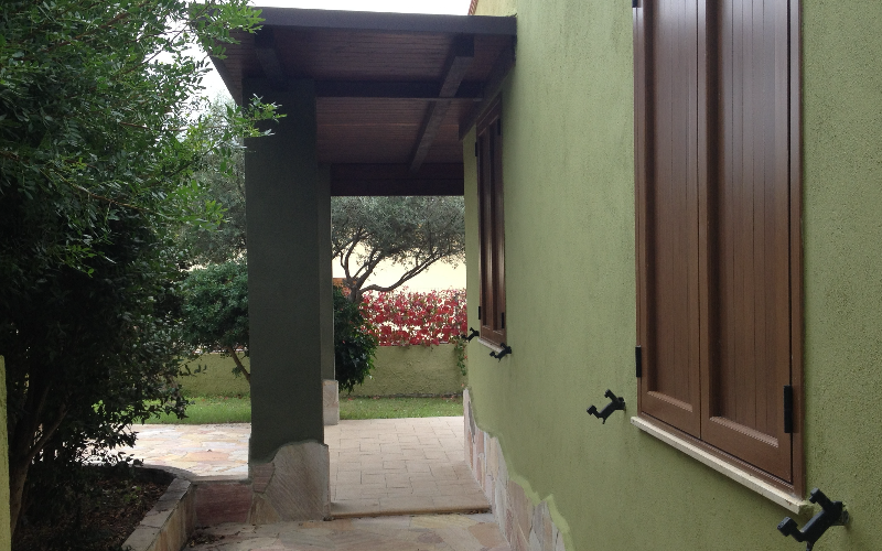 System.Collections.Generic.List`1[BluePillow.Application.SearchEngine.Dto.PhotoDto]?.ElementAt(1)?.Caption