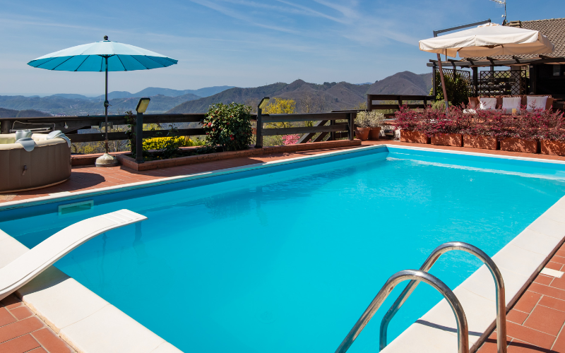 System.Collections.Generic.List`1[BluePillow.Application.SearchEngine.Dto.PhotoDto]?.ElementAt(0)?.Caption