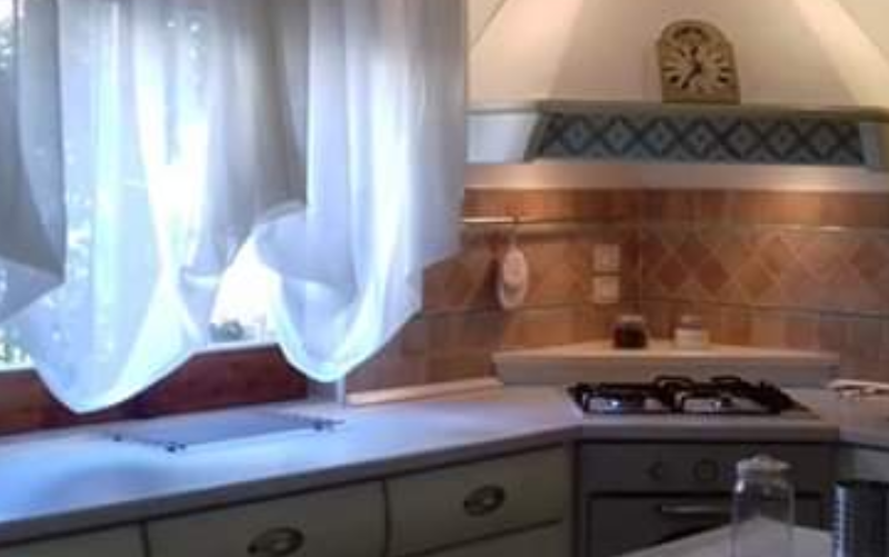 System.Collections.Generic.List`1[BluePillow.Application.SearchEngine.Dto.PhotoDto]?.ElementAt(2)?.Caption