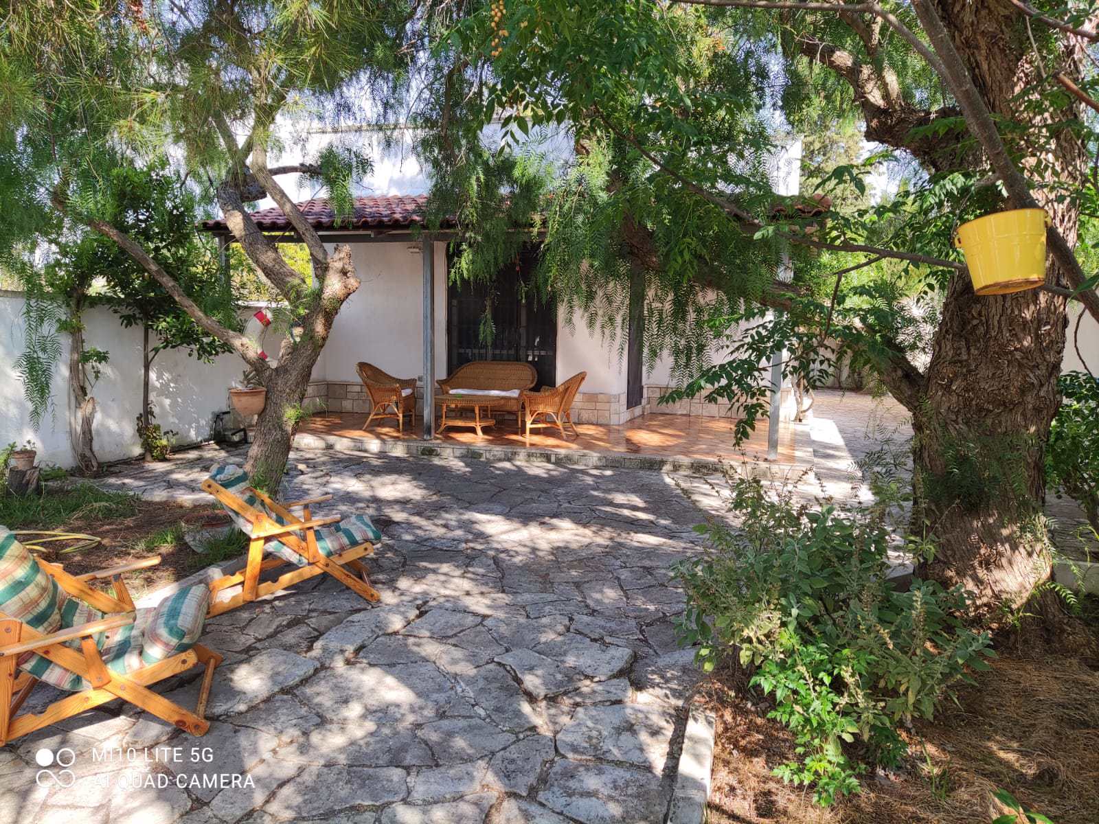 System.Collections.Generic.List`1[BluePillow.Application.SearchEngine.Dto.PhotoDto]?.ElementAt(0)?.Caption