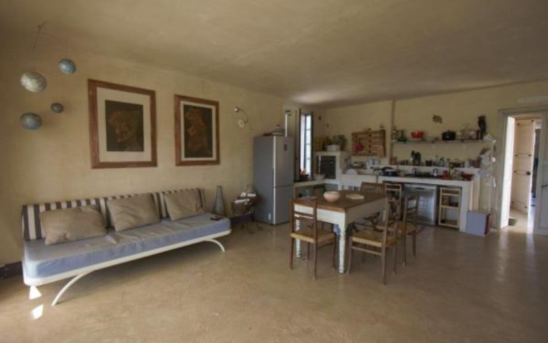 System.Collections.Generic.List`1[BluePillow.Application.SearchEngine.Dto.PhotoDto]?.ElementAt(3)?.Caption