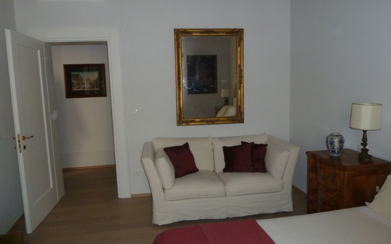 System.Collections.Generic.List`1[BluePillow.Application.SearchEngine.Dto.PhotoDto]?.ElementAt(2)?.Caption