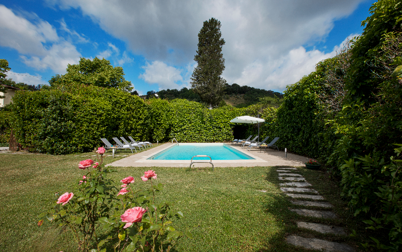 System.Collections.Generic.List`1[BluePillow.Application.SearchEngine.Dto.PhotoDto]?.ElementAt(2)?.Caption