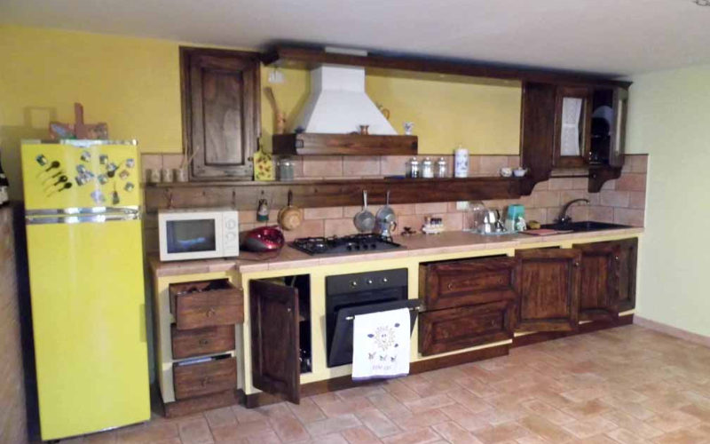 System.Collections.Generic.List`1[BluePillow.Application.SearchEngine.Dto.PhotoDto]?.ElementAt(3)?.Caption