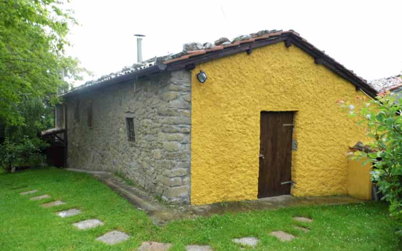 System.Collections.Generic.List`1[BluePillow.Application.SearchEngine.Dto.PhotoDto]?.ElementAt(0)?.Caption