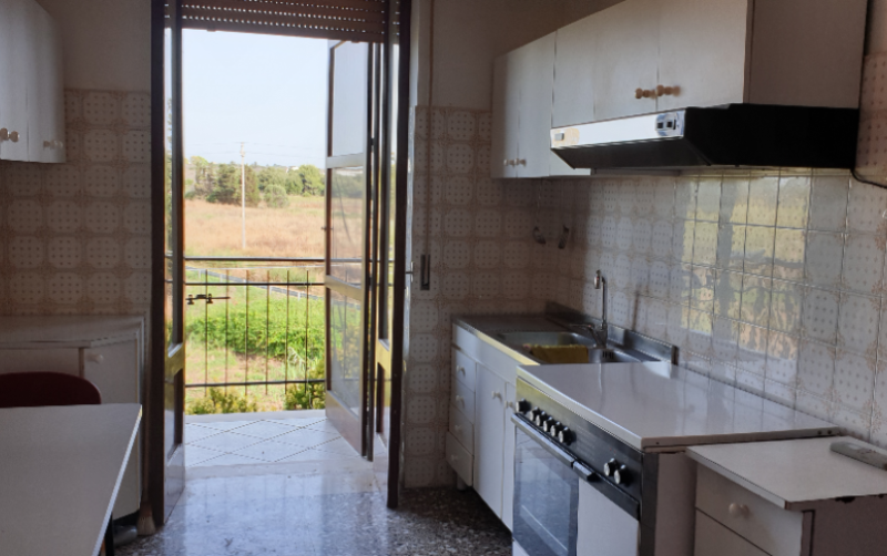 System.Collections.Generic.List`1[BluePillow.Application.SearchEngine.Dto.PhotoDto]?.ElementAt(2)?.Caption